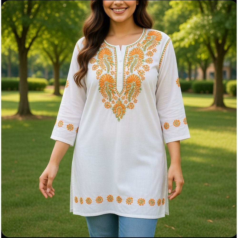 Womens White Cotton Floral‎ Embroidered Tunic Top 3/4 Sleeve Split Neck Kurti